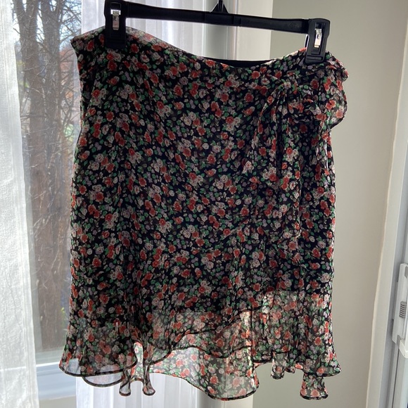 Jupe Portefeuille (wrap) H&M - Taille 6 - Rouge Et Blanc - Mi-mollet - Neuf Avec étiquettes - Femme